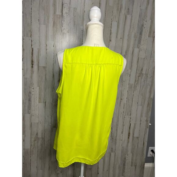 J.Crew Women's Sleeveless V-Neck Blouse Size 12 Neon Yellow Casual - Picture 3 of 6